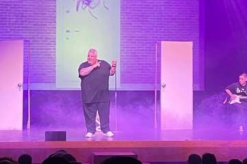 Iván El Bastonero presentó en Telde el espectáculo 'Por la puerta grande' (Foto TA)